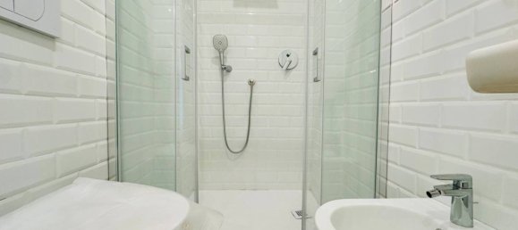 3 bedrooms Apartment in Florence, Italy No. 265786 18