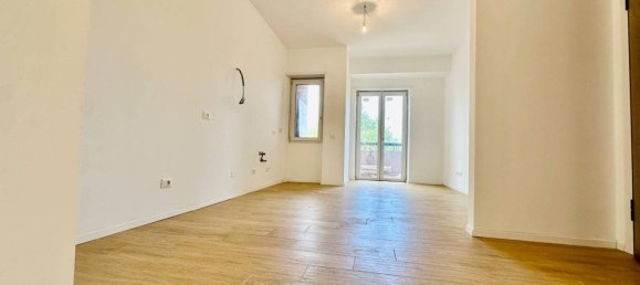 3 bedrooms Apartment in Florence, Italy No. 265786 4