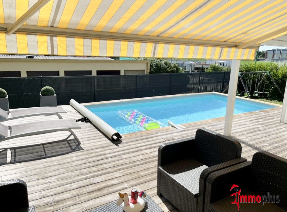 3 bedrooms House in Huningue, France No. 222060