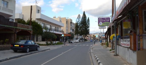 490m² Commercial property in Paphos, Cyprus No. 12434 5