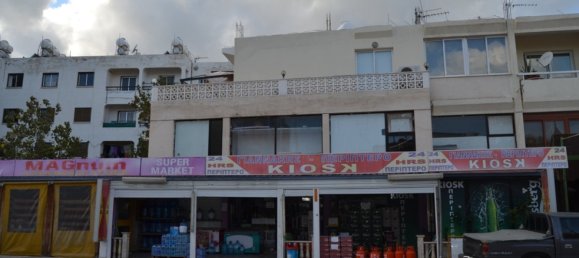 490m² Commercial property in Paphos, Cyprus No. 12434 14