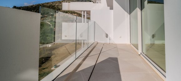 2 bedrooms Apartment in Ojen, Spain No. 148756 5