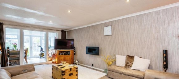 3 bedrooms Bungalow in Bognor Regis, United Kingdom No. 10736 2