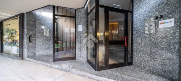 3-salle Appartement à Rovereto, Italy No. 14699 37