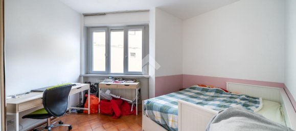 3-salle Appartement à Rovereto, Italy No. 14699 14