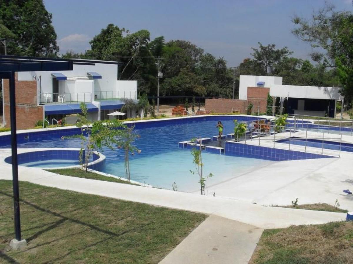4 bedrooms House in Tolima, Colombia No. 5239
