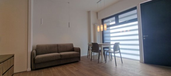 2 Schlafzimmer Wohnung in Mantua, Italy, Nr. 363435 8