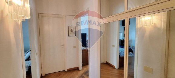5 rooms Apartment in Montevarchi, Italy No. 262066 5