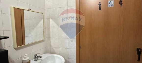 2-Zimmer Gewerbliche Immobilie in Catania, Italy, Nr. 356219 24