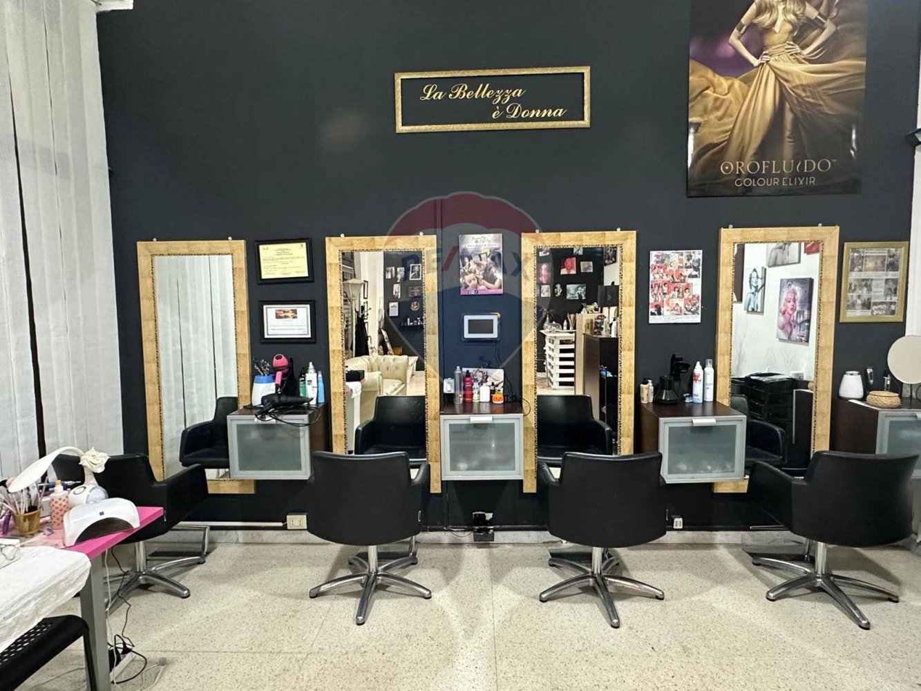 2-Zimmer Gewerbliche Immobilie in Catania, Italy, Nr. 356219