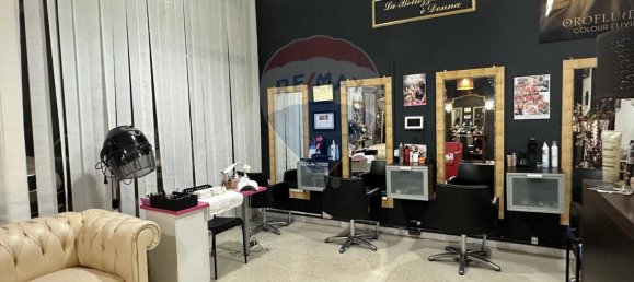 2-Zimmer Gewerbliche Immobilie in Catania, Italy, Nr. 356219 11