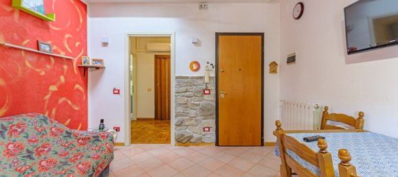 2 bedrooms Apartment in Pistoia, Italy No. 313076 11