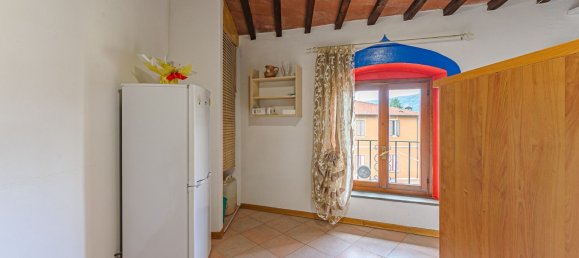 2 bedrooms Apartment in Pistoia, Italy No. 313076 5
