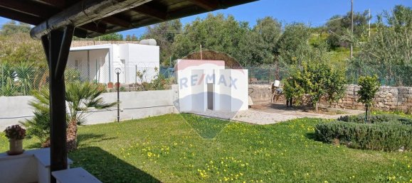 Villa de 4 habitaciónes en Avola, Italy No. 45944 7