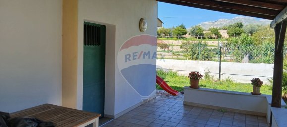 Villa de 4 habitaciónes en Avola, Italy No. 45944 14