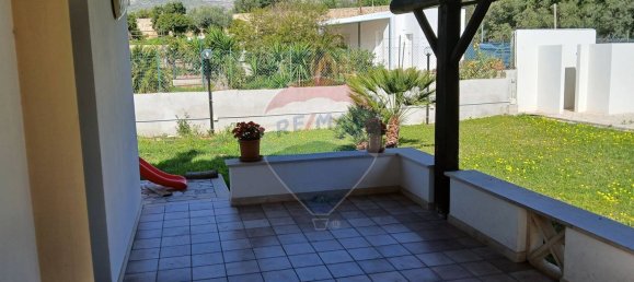 Villa de 4 habitaciónes en Avola, Italy No. 45944 16