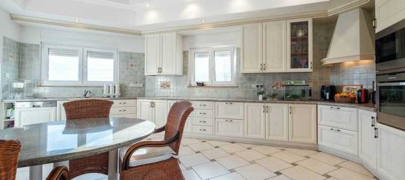 Villa de 5 dormitorios en Tala, Cyprus No. 6484 16