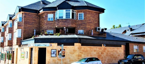 295m² Commercial property in Villanueva del Pardillo, Spain No. 75263 9