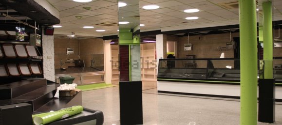 295m² Commercial property in Villanueva del Pardillo, Spain No. 75263 2