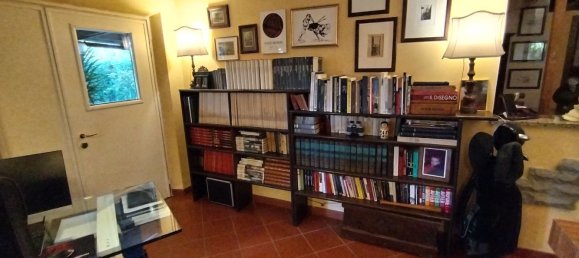 5 bedrooms Apartment in Rome, Italy No. 335181 8