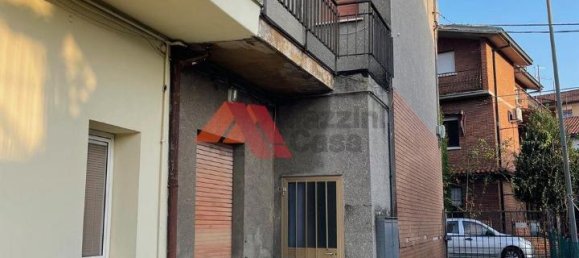 8 rooms Villa in Ravenna, Italy No. 28618 2