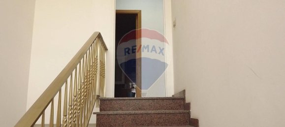 Квартира с 6 комнатами в Комизо, Италия № 157353 17