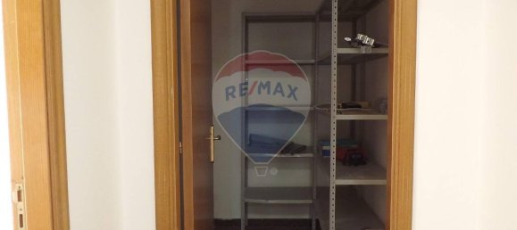 Квартира с 6 комнатами в Комизо, Италия № 157353 15