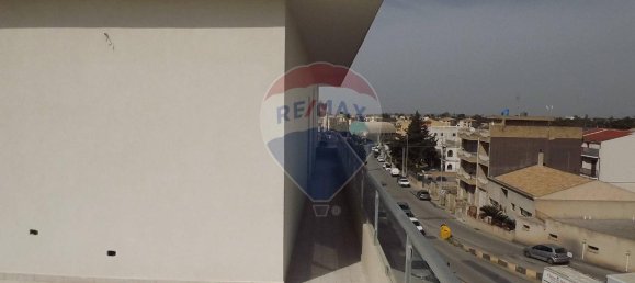 Квартира с 6 комнатами в Комизо, Италия № 157353 23