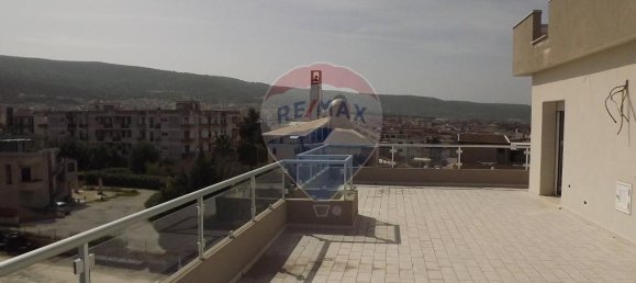 Квартира с 6 комнатами в Комизо, Италия № 157353 24