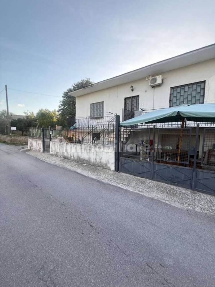 2 Schlafzimmer Villa in Somma Vesuviana, Italy, Nr. 370500