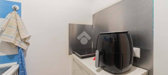 Квартира с 1 спальней в Рим, Италия № 120413 7