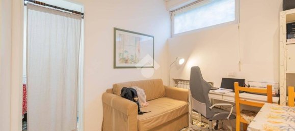 Квартира с 1 спальней в Рим, Италия № 120413 2