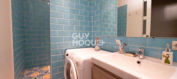 1 bedroom Apartment in Les Lilas, France No. 167347 8