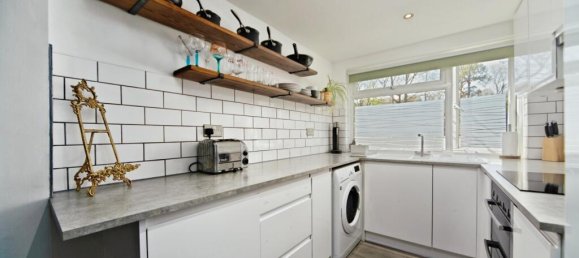 2 Schlafzimmer Maisonette-Wohnung in Whyteleafe, United Kingdom, Nr. 8043 2