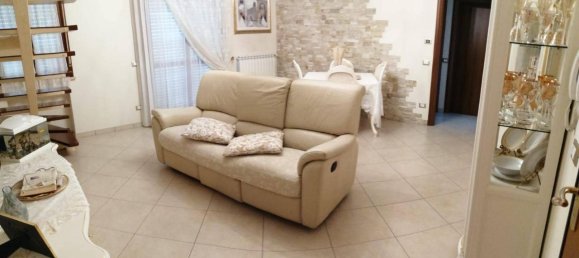 4-salle Duplex à Reggio Emilia, Italy No. 174492 2