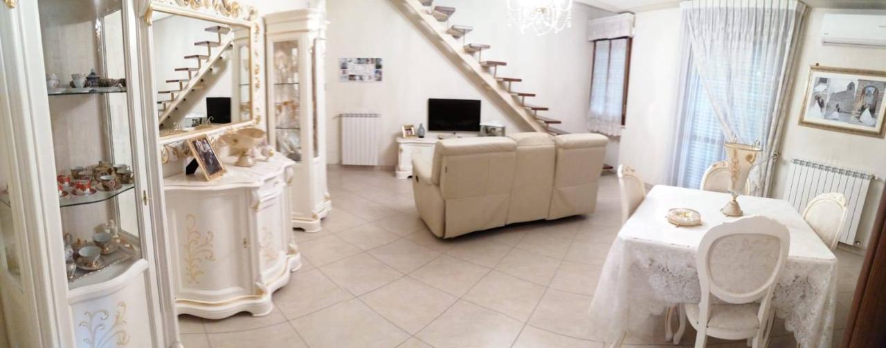 4-salle Duplex à Reggio Emilia, Italy No. 174492