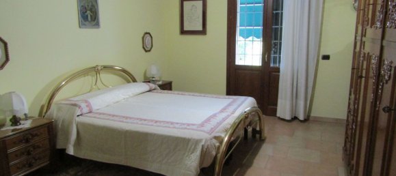 8 rooms Villa in Terre del Reno, Italy No. 133362 18