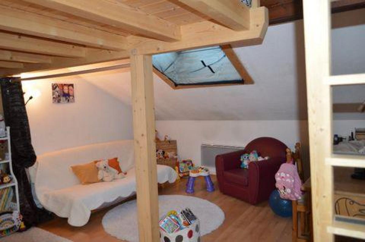 2 غرف نوم شقة في Sallanches, France رقم 27168