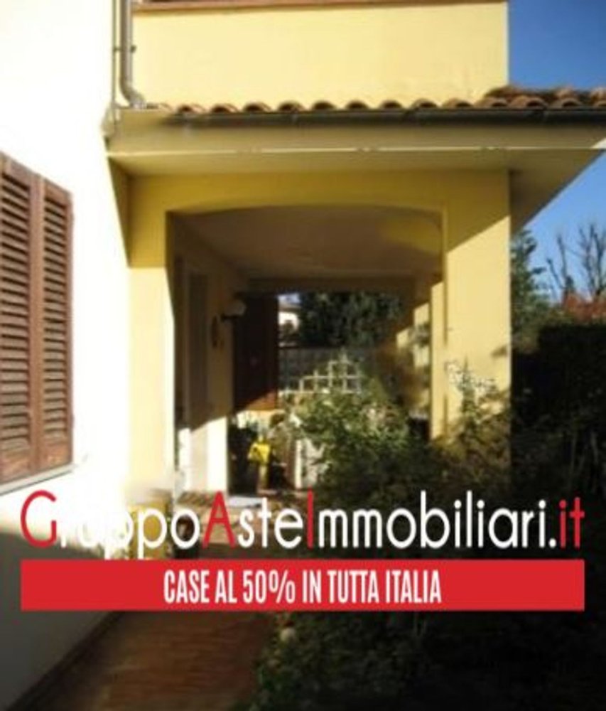 Apartamento de 3 dormitorios en Pieve a Nievole, Italy No. 314235