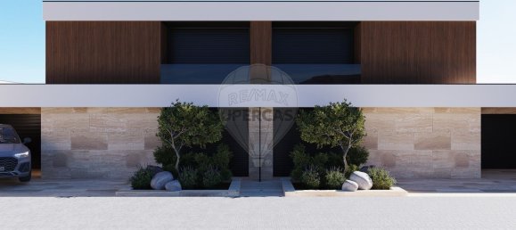 4 Schlafzimmer Villa in Turiz, Portugal, Nr. 219293 25