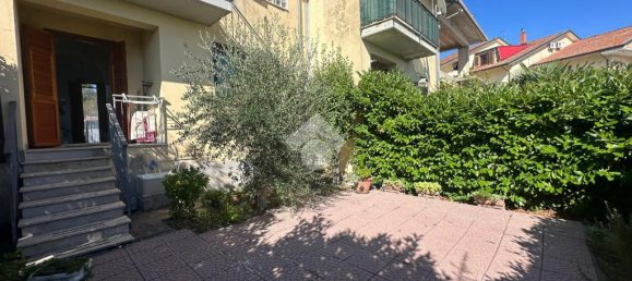 2 bedrooms Villa in Capriglia Irpina, Italy No. 358681 2