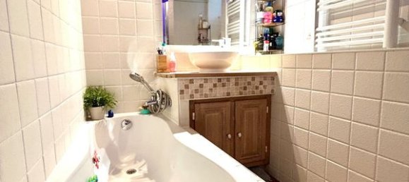 2 Schlafzimmer Doppelhaus in Orleans, France, Nr. 52452 5