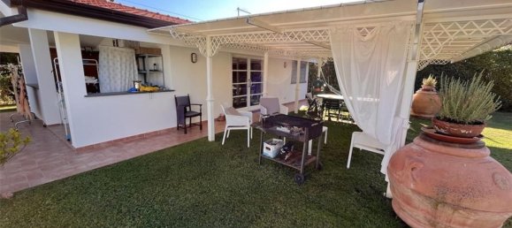 2 bedrooms Apartment in Forte dei Marmi, Italy No. 371004 6