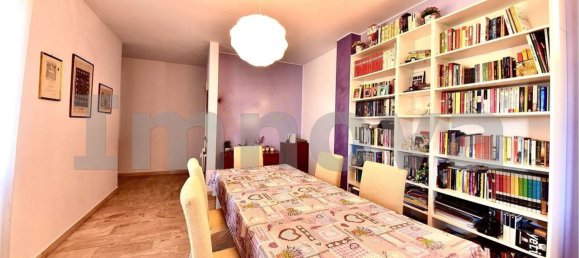 3-salle Appartement à Busto Arsizio, Italy No. 11521 14