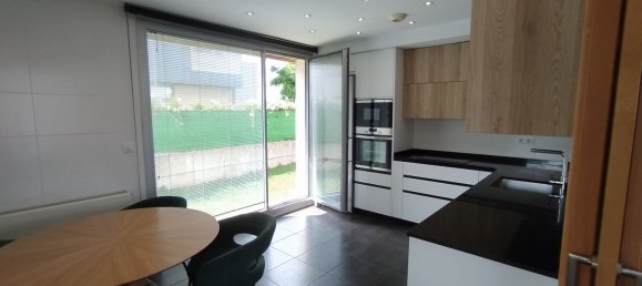 5 bedrooms House in Santander, Spain No. 188856 23