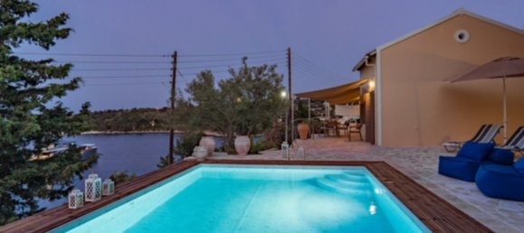 4 bedrooms Villa in Corfu, Greece No. 9044 13