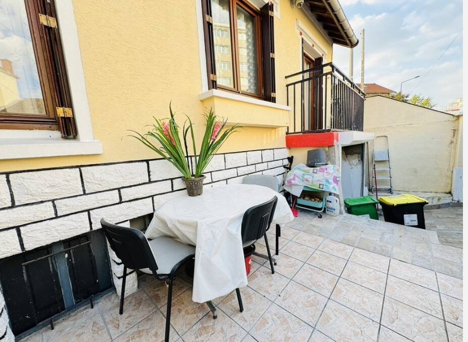 Дом с 2 спальнями в Ле Павийон-су-Буа, Франция № 180293