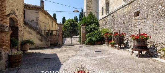 80 bedrooms Villa in Acquasparta, Italy No. 353842 30