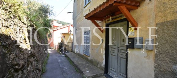 3 Schlafzimmer Wohnung in Genoa, Italy, Nr. 156423 6