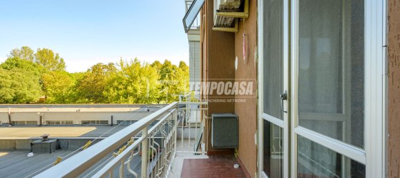 3 chambres Appartement à Correggio, Italy No. 348694 15